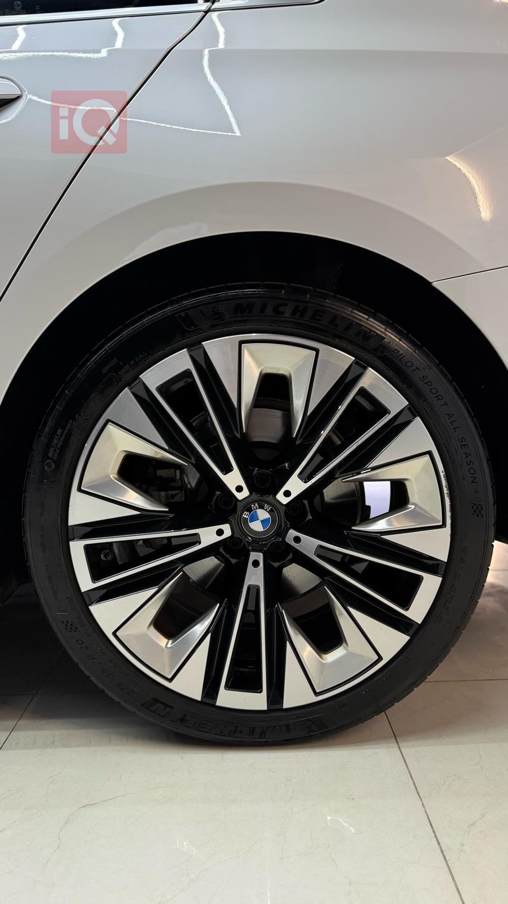 بي ام دبليو الفئة 5